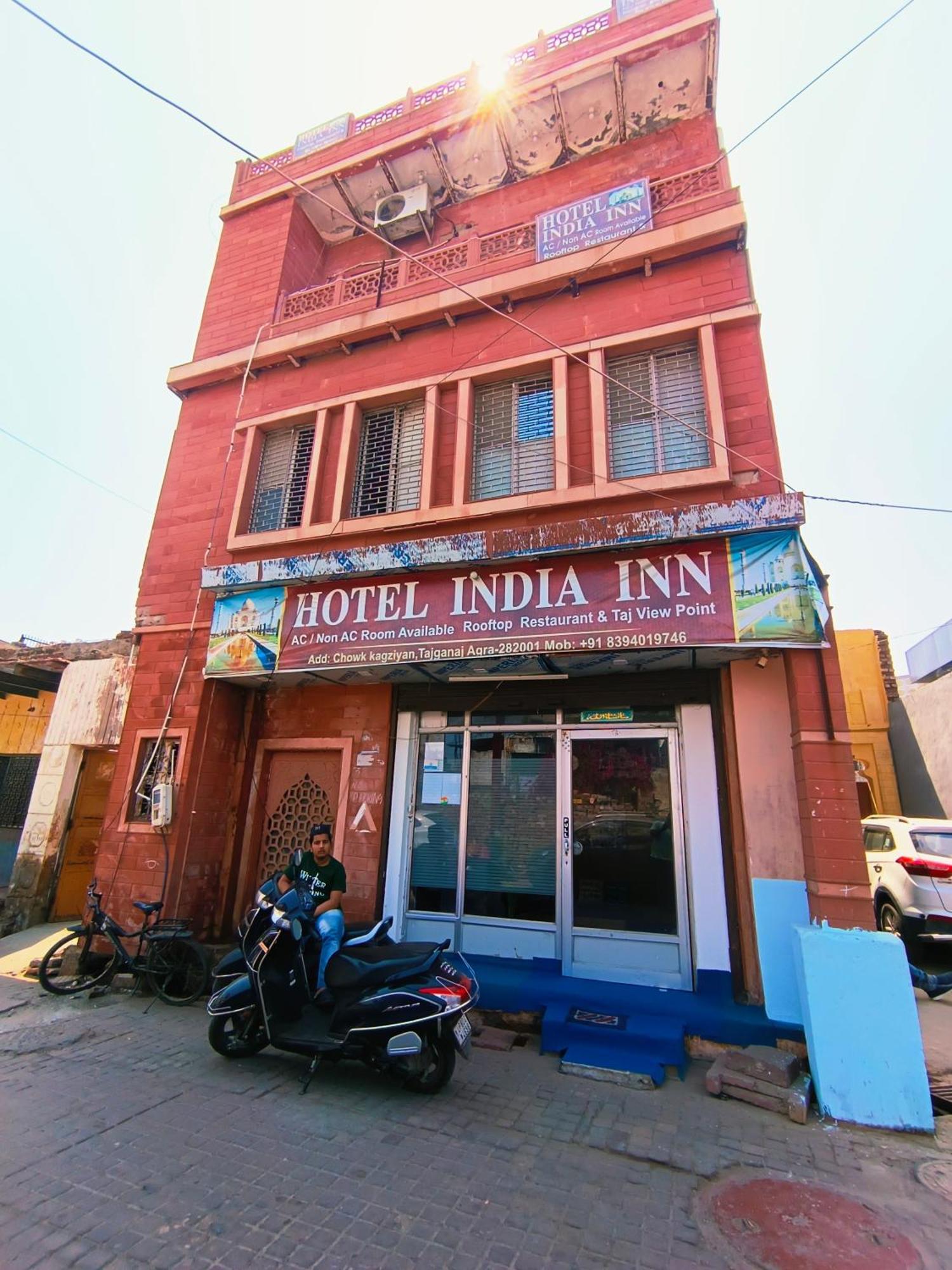 Hotel India Inn Walking Distance From Taj Mahal-- Rooftop Taj Mahal View 아그라 외부 사진