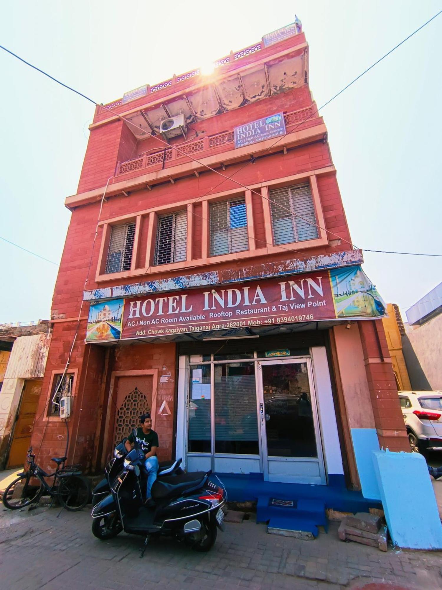Hotel India Inn Walking Distance From Taj Mahal-- Rooftop Taj Mahal View 아그라 외부 사진