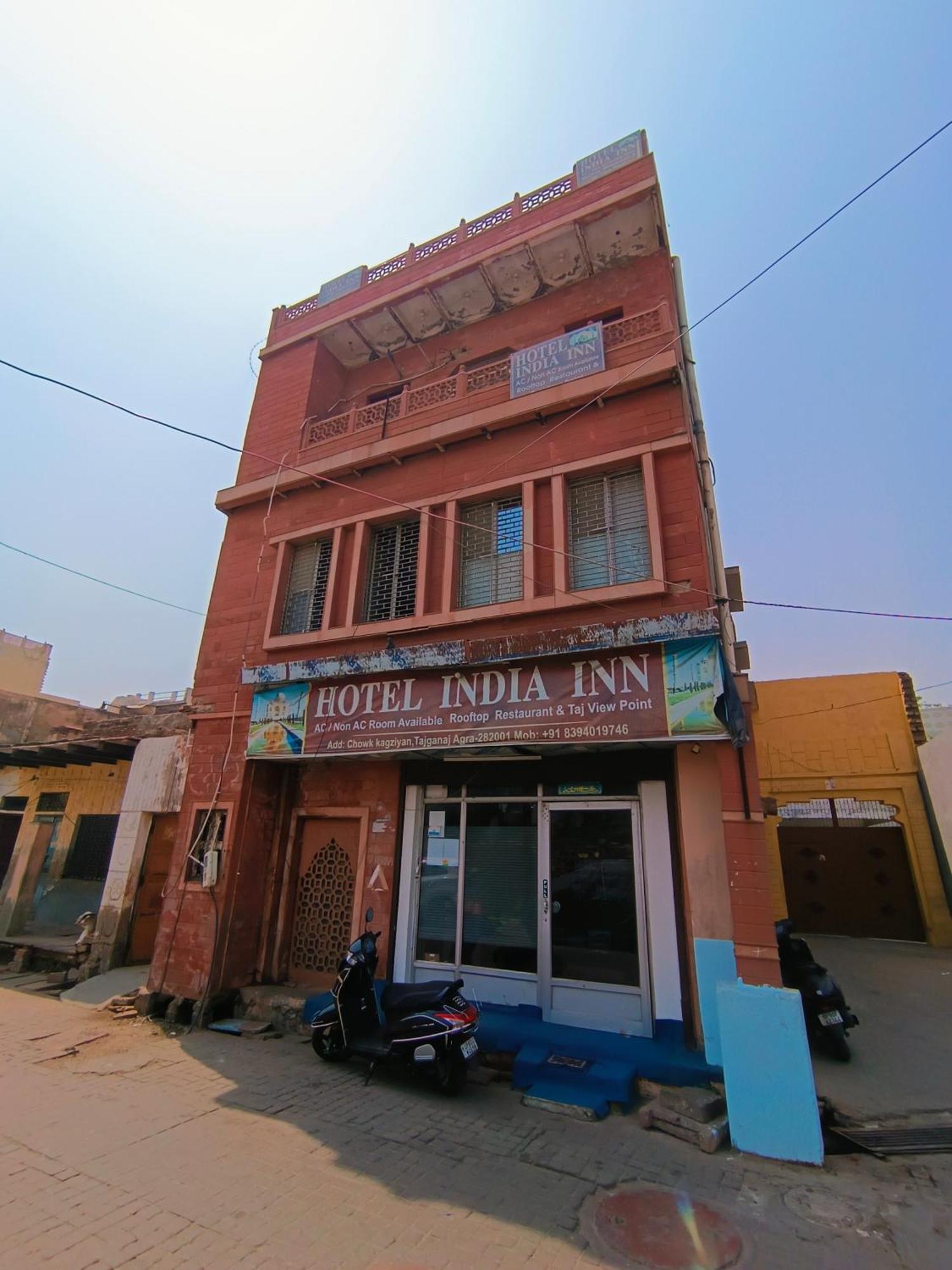 Hotel India Inn Walking Distance From Taj Mahal-- Rooftop Taj Mahal View 아그라 외부 사진